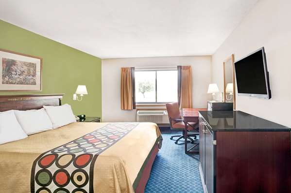  - Super 8 Hotel West Memphis - I-40, Exit 280 & I-55, Exit 4