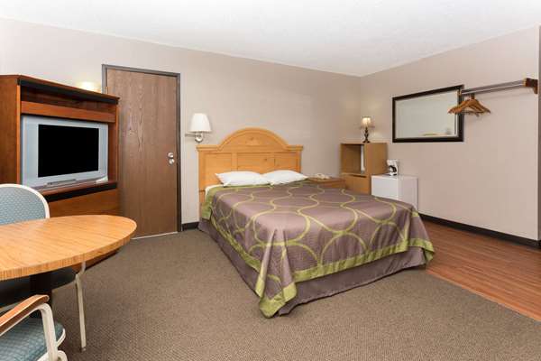  - Super 8 Hotel Peterson AFB Colorado Springs
