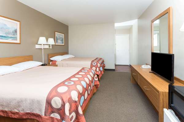  - Super 8 Hotel Peterson AFB Colorado Springs