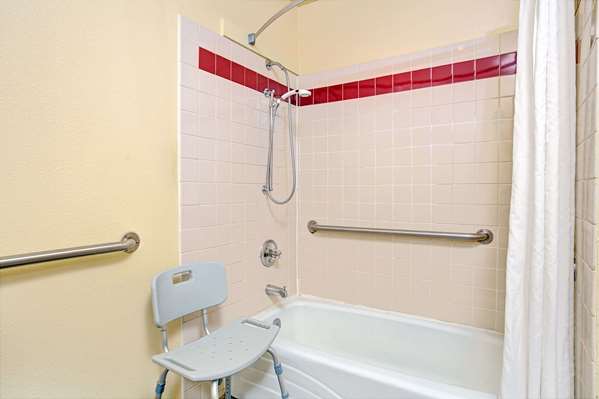  - Super 8 Motel Beach Boardwalk Santa Cruz