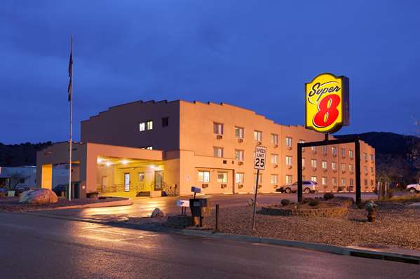 Exterior view - Super 8 Hotel Durango