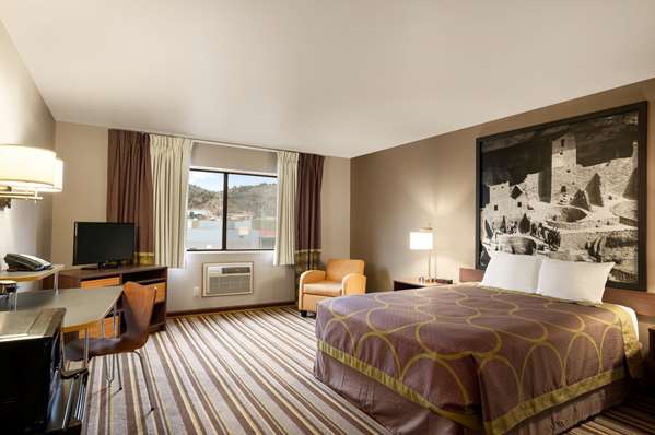  - Super 8 Hotel Durango