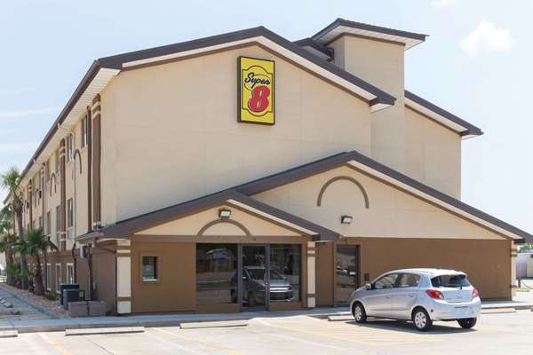 Exterior view - Super 8 Hotel Northwest Brunswick - I-95, Exit 36