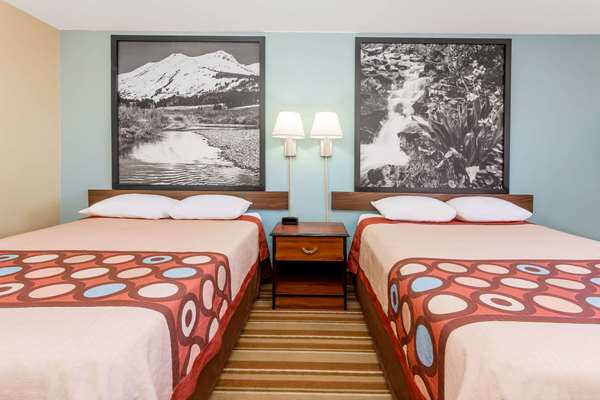  - Super 8 Hotel Dillon - I-70, Exit 205