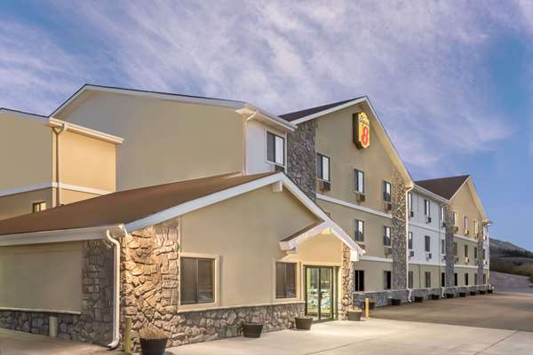 Exterior view - Super 8 Hotel Dillon - I-70, Exit 205