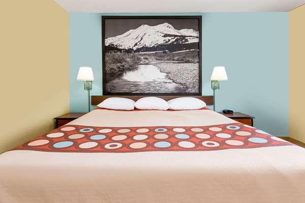  - Super 8 Hotel Dillon - I-70, Exit 205