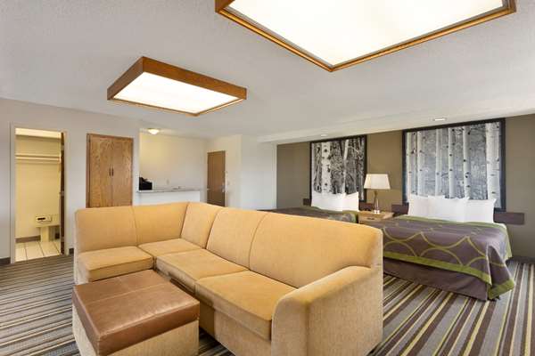 Suite - Super 8 Hotel Westminster - I-25, Exit 223