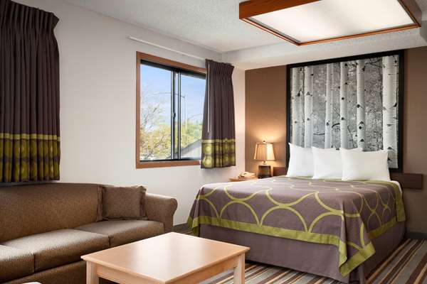 Suite - Super 8 Hotel Westminster - I-25, Exit 223