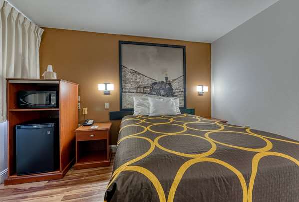  - Super 8 Hotel Alamosa