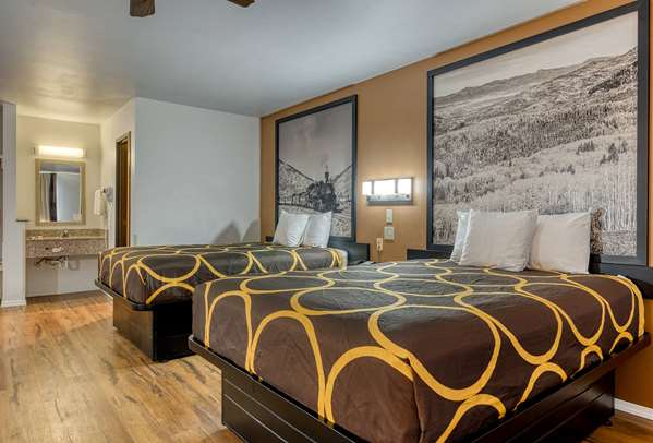  - Super 8 Hotel Alamosa