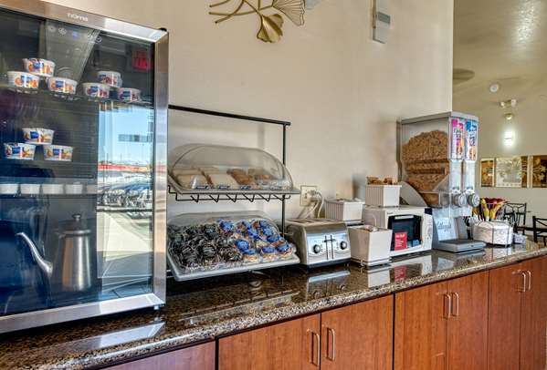 Amenities - Super 8 Hotel Alamosa