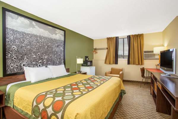  - Super 8 Hotel Craig