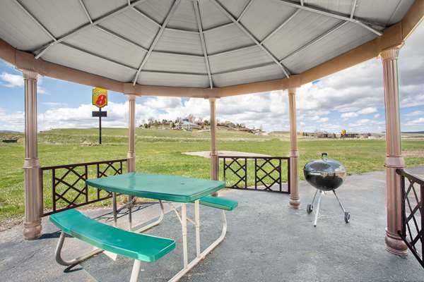  - Super 8 Hotel Craig