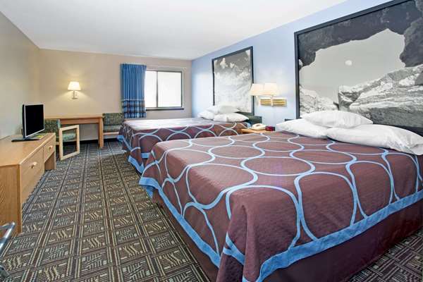  - Super 8 Hotel Fort Collins - I-25, Exit 269