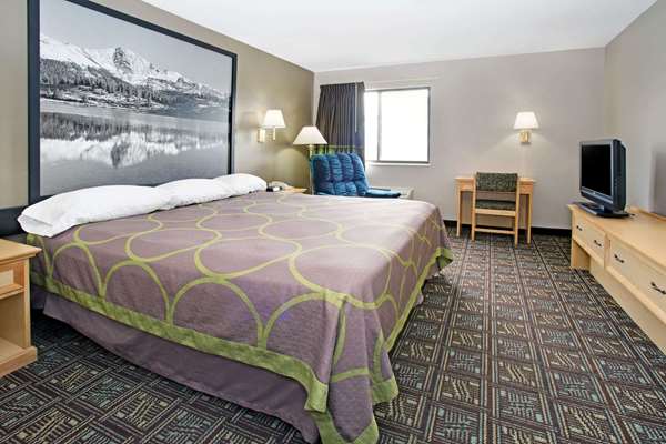  - Super 8 Hotel Fort Collins - I-25, Exit 269