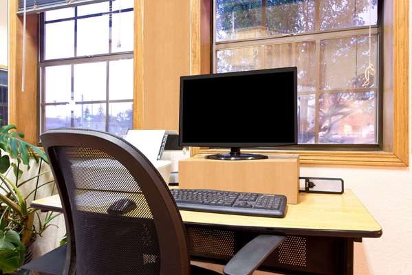 Conference Area - Super 8 Hotel Cortez