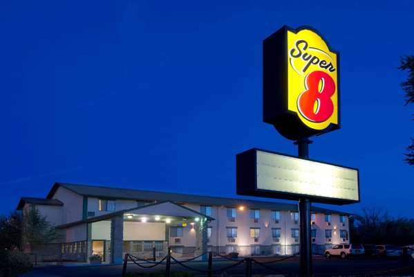 Exterior view - Super 8 Hotel Cortez
