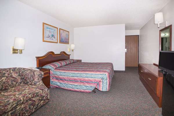  - Super 8 Hotel Limon - I-70, Exit 359