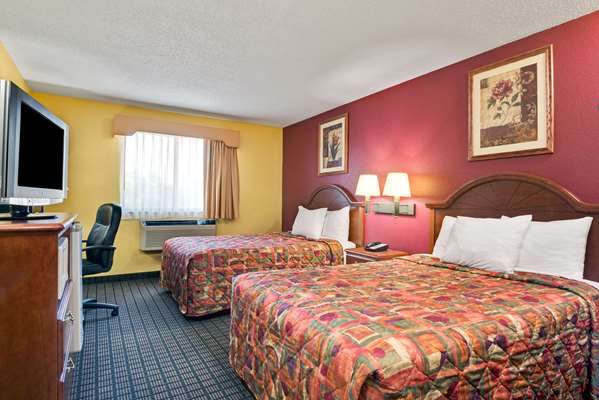  - Days Inn Torrington