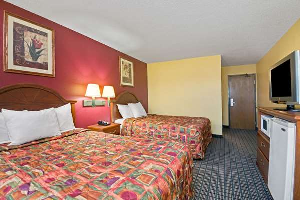  - Days Inn Torrington