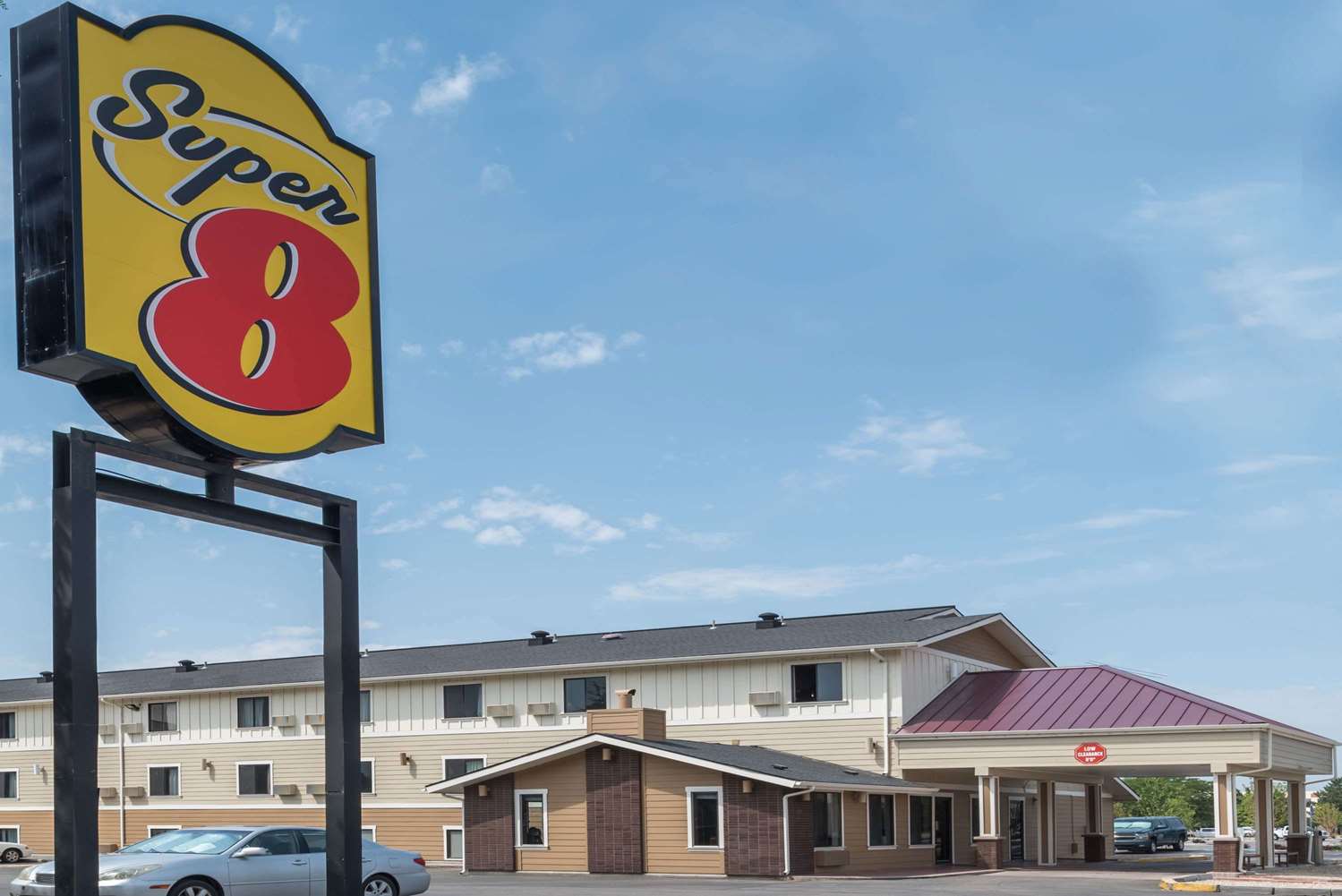 Super 8 Hotel Boise Airport Id See S Exterior View Super 8 Hotel Boise Airport