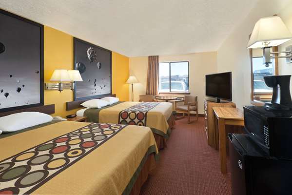  - Super 8 Hotel Alamogordo