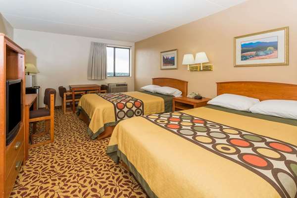  - Super 8 Hotel Colorado Springs - I-25, Exit 146