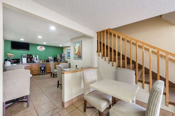  - Super 8 Hotel Canon City