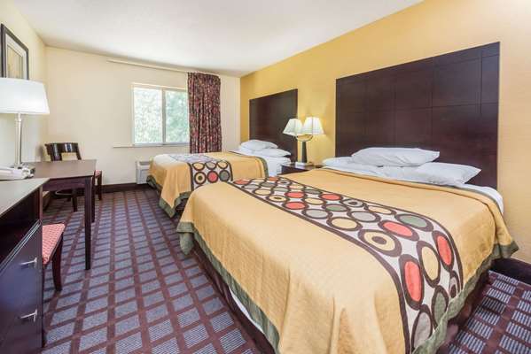  - Super 8 Hotel Bloomington