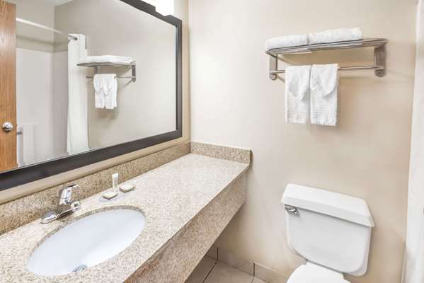  - Super 8 Hotel Bloomington