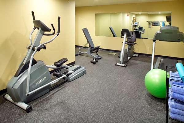 Fitness/ Exercise Room - Super 8 Hotel St Clairsville - I-70, Exit 218