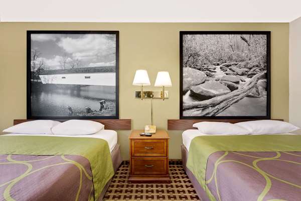  - Super 8 Hotel Johnson City - I-26, Exit 20