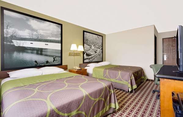  - Super 8 Hotel Johnson City - I-26, Exit 20