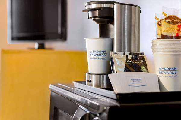  - Super 8 Hotel Big Timber - I-90, Exit 367