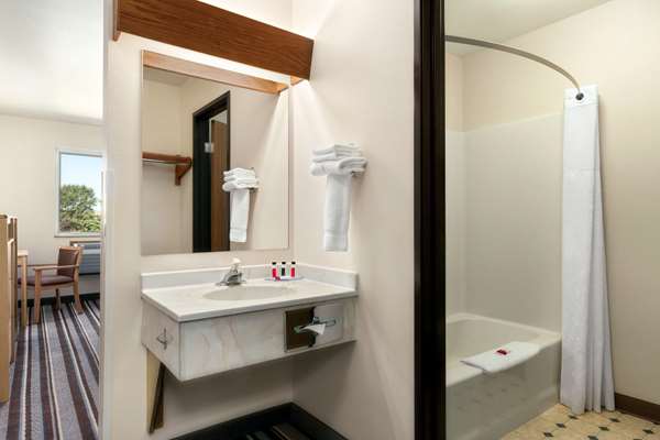  - Super 8 Hotel Big Timber - I-90, Exit 367