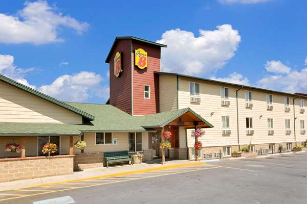Exterior view - Super 8 Hotel Bozeman Airport Belgrade - I-90, Exit 298