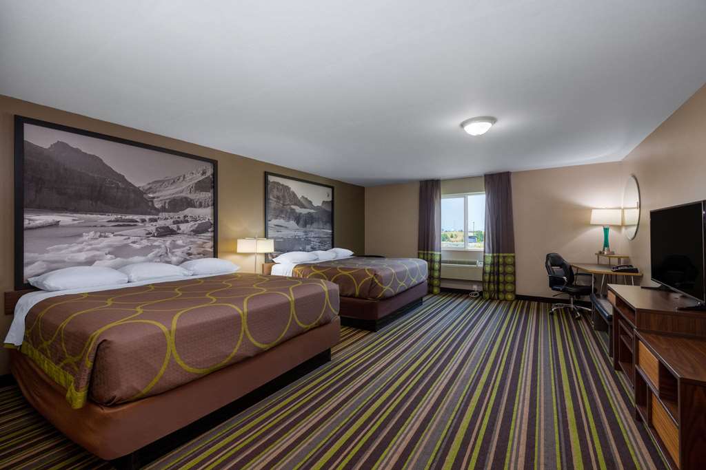 SUPER 8 BY WYNDHAM BELGRADE/BOZEMAN-guestroom-Guest Room,Suite,On-Site.jpg