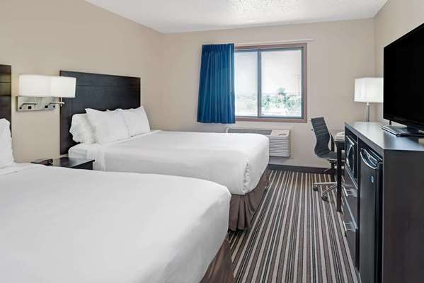  - Super 8 Hotel West Omaha - I-80, Exit 445