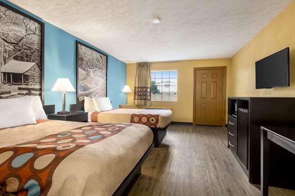  - Super 8 Motel Whites Creek - I-24, Exit 40