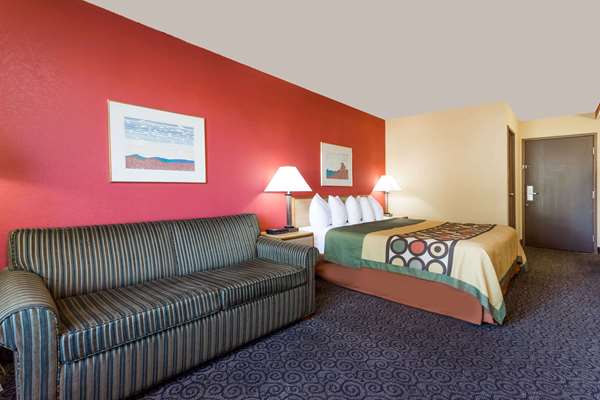  - Super 8 Hotel Appleton - I-41, Exit 137