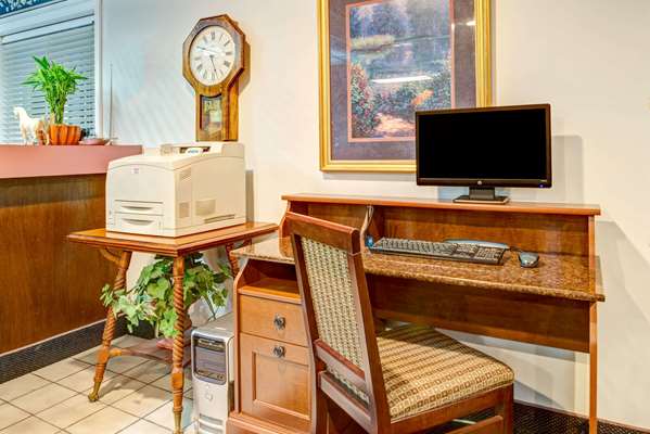 Conference Area - Super 8 Hotel Walnut - I-80, Exit 46