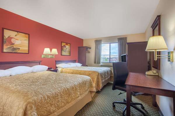  - Super 8 Hotel Butte - I-15 & I-90, Exit 127