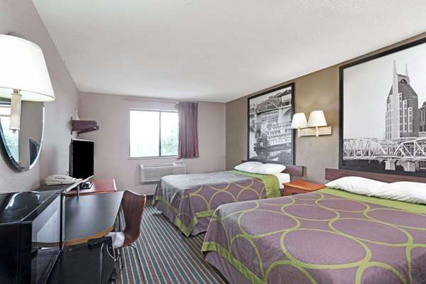  - Super 8 Hotel Downtown Opryland Nashville - I-65, Exit 90