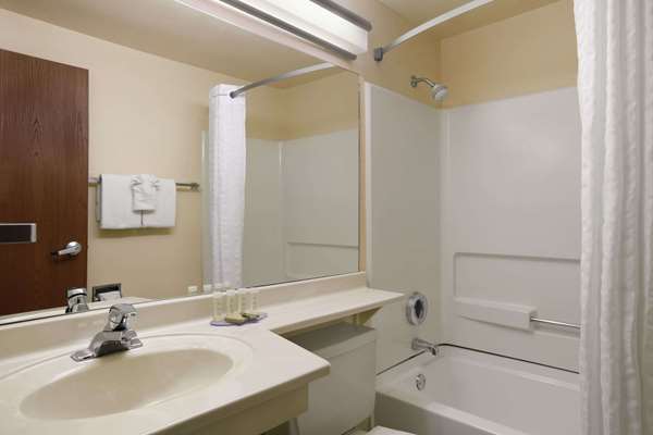  - Super 8 Motel Cheyenne - I-25, Exit 9