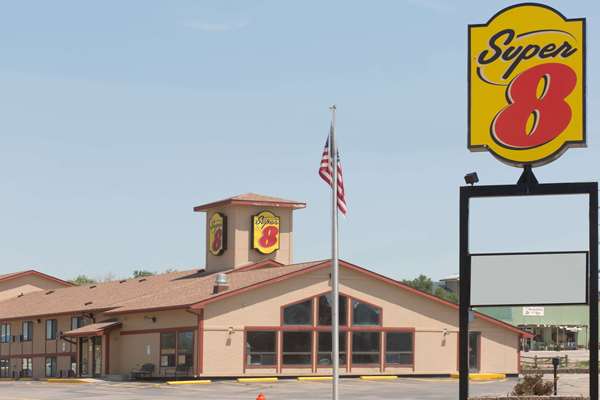 Exterior view - Super 8 Motel Chadron