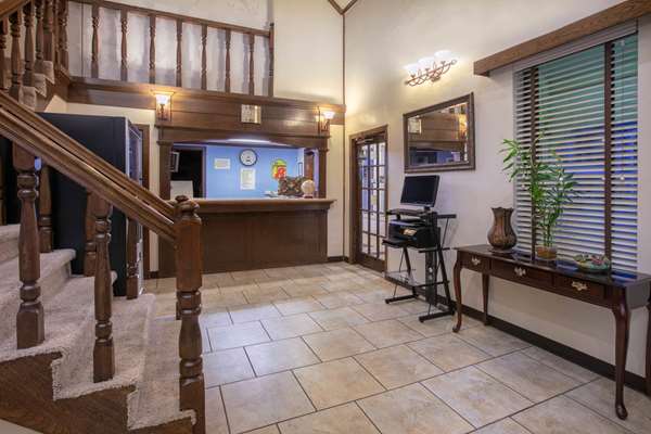  - Super 8 Motel Moore - I-35, Exit 118