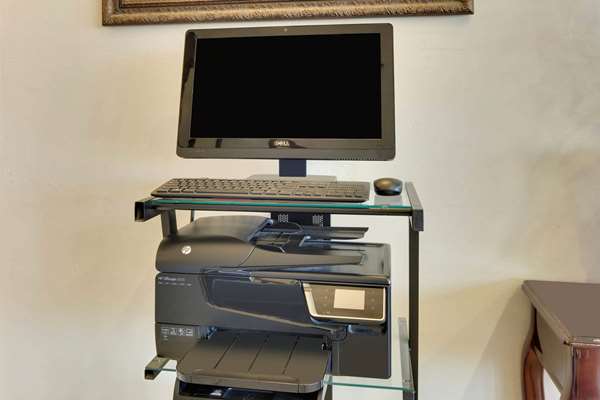 Conference Area - Super 8 Motel Moore - I-35, Exit 118