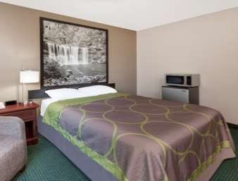  - Super 8 Hotel Munfordville - I-65, Exit 65