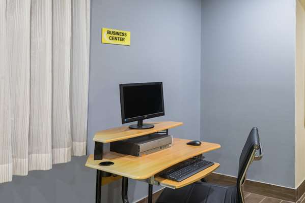 Conference Area - Super 8 Hotel Munfordville - I-65, Exit 65