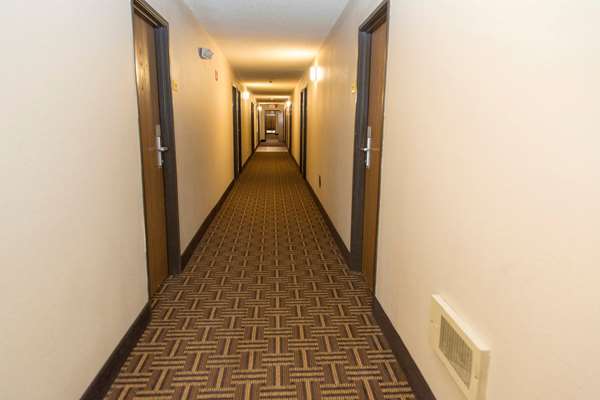  - Super 8 Motel Concordia